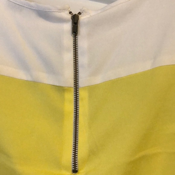 Colorblock Top - Picture 3 of 4